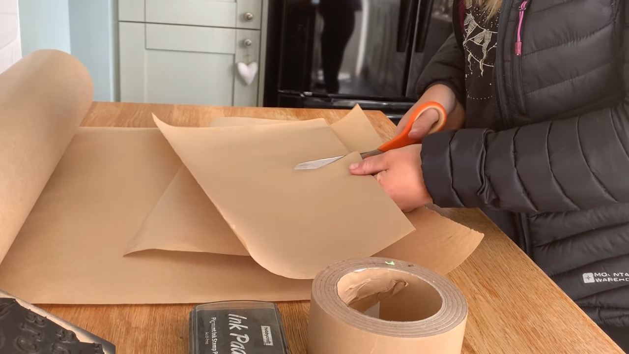 Cutting Kraft Paper.png