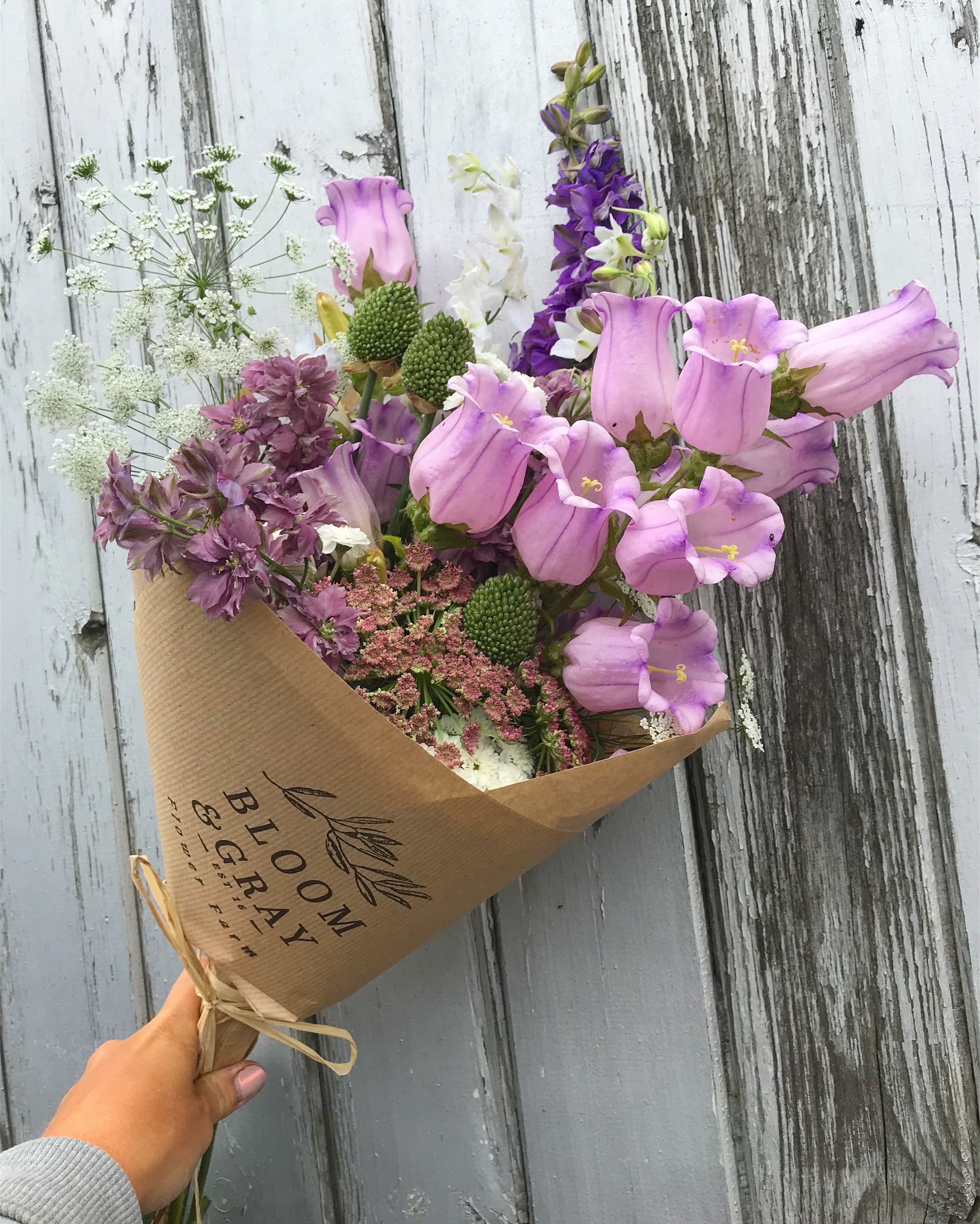 How to create Rustic Flowers Bouquet, Wrapping with Brown Kraft paper