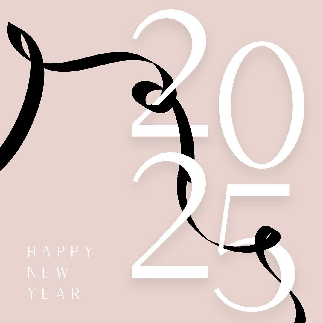 | 2025 |
⠀⠀⠀⠀⠀⠀⠀⠀⠀
Happy New Year from my little corner of the internet! I hope you have had a chance to have some much needed rest over the holidays (2024 was crazy, right?!) Anyway, 2025 - let&rsquo;s do this!
⠀⠀⠀⠀⠀⠀⠀⠀⠀
I love the freshness of the 