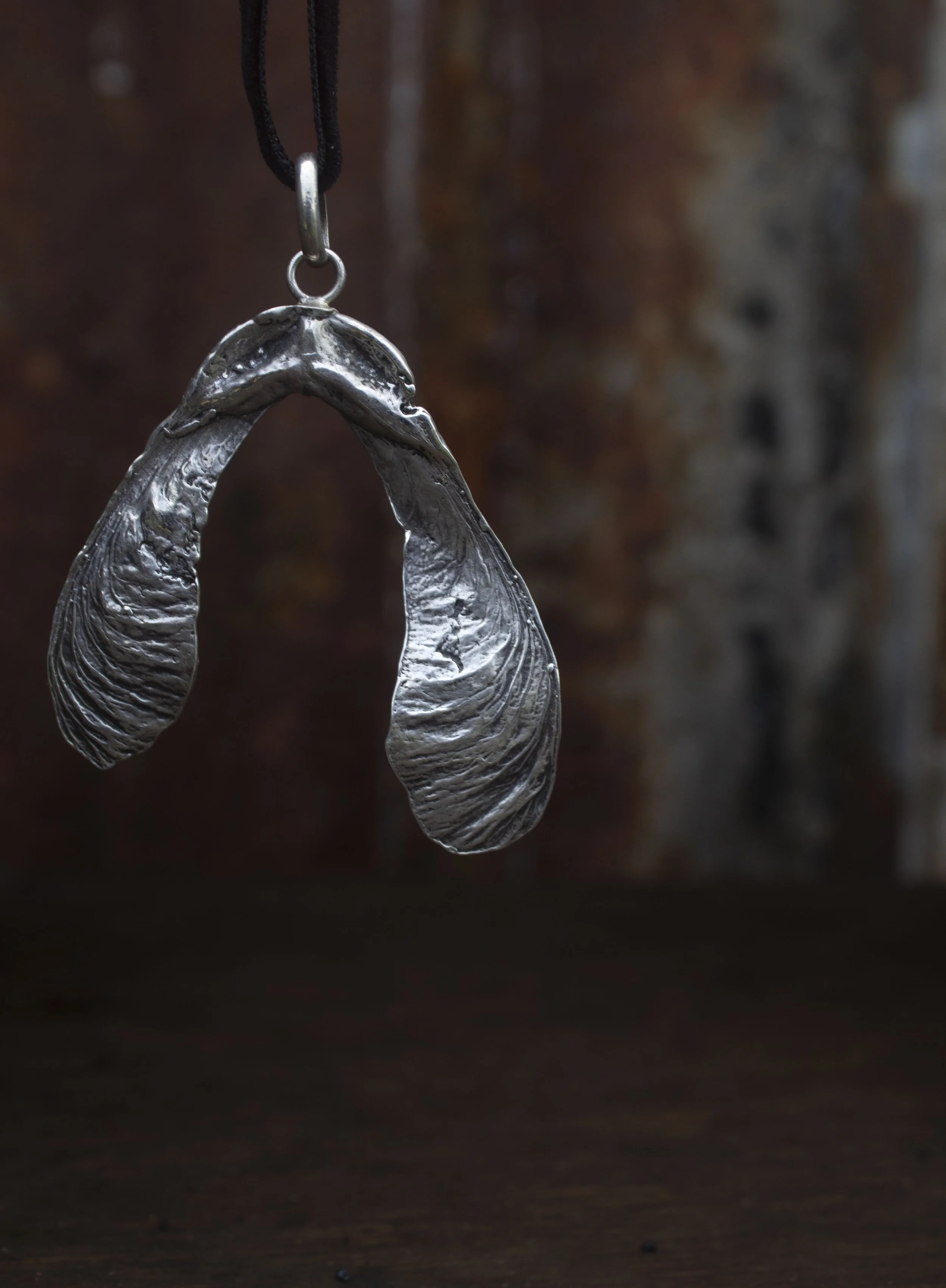 Sycamore Pendant in Silver (Large)