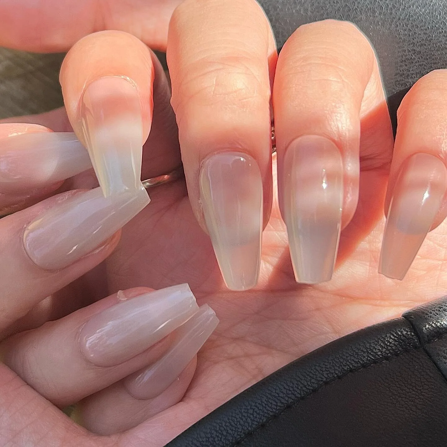 Upgrade your nude to the next level! #pressonnails #ombre #nailsofinstagram