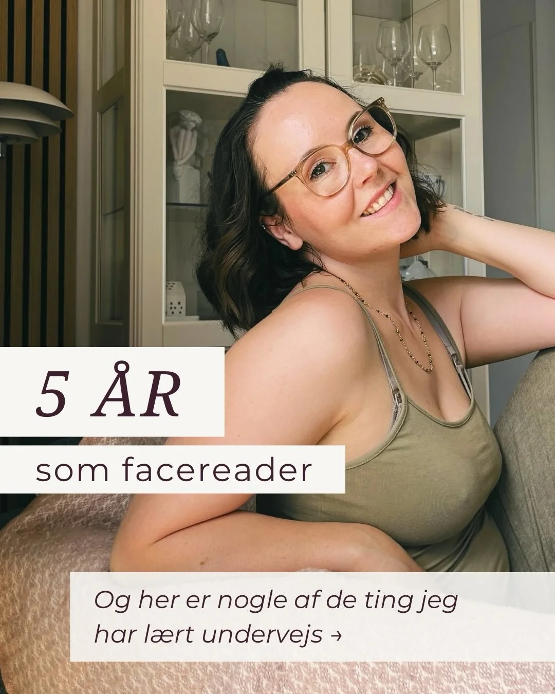 &bull; 5 &Aring;R ALLEREDE &bull; 😍 

T&aelig;nk at jeg har v&aelig;ret certificeret facereader fem &aring;r. Og jeg l&aelig;rer stadig noget nyt i hver eneste session. L&aelig;s med, hvis du vil se nogle af de indsigter jeg tager med mig videre 🌸 
