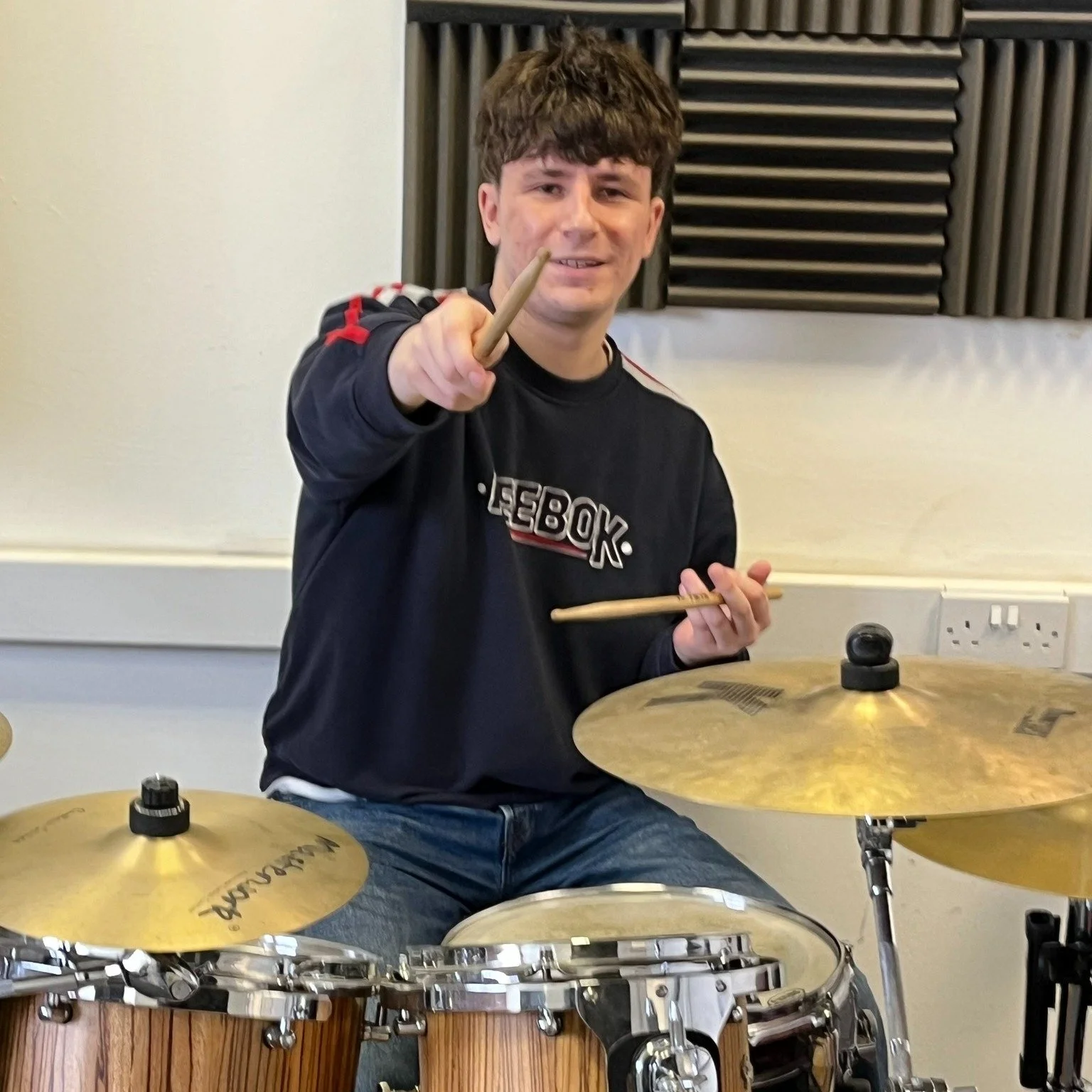 π₯ Ready to Level Up Your Drumming? π
Meet Josh, one of Staffordshire’s most passionate and experienced drum teachers! Whether you’re picking up sticks for the first time or perfecting your groove for live shows, Josh knows how to bring