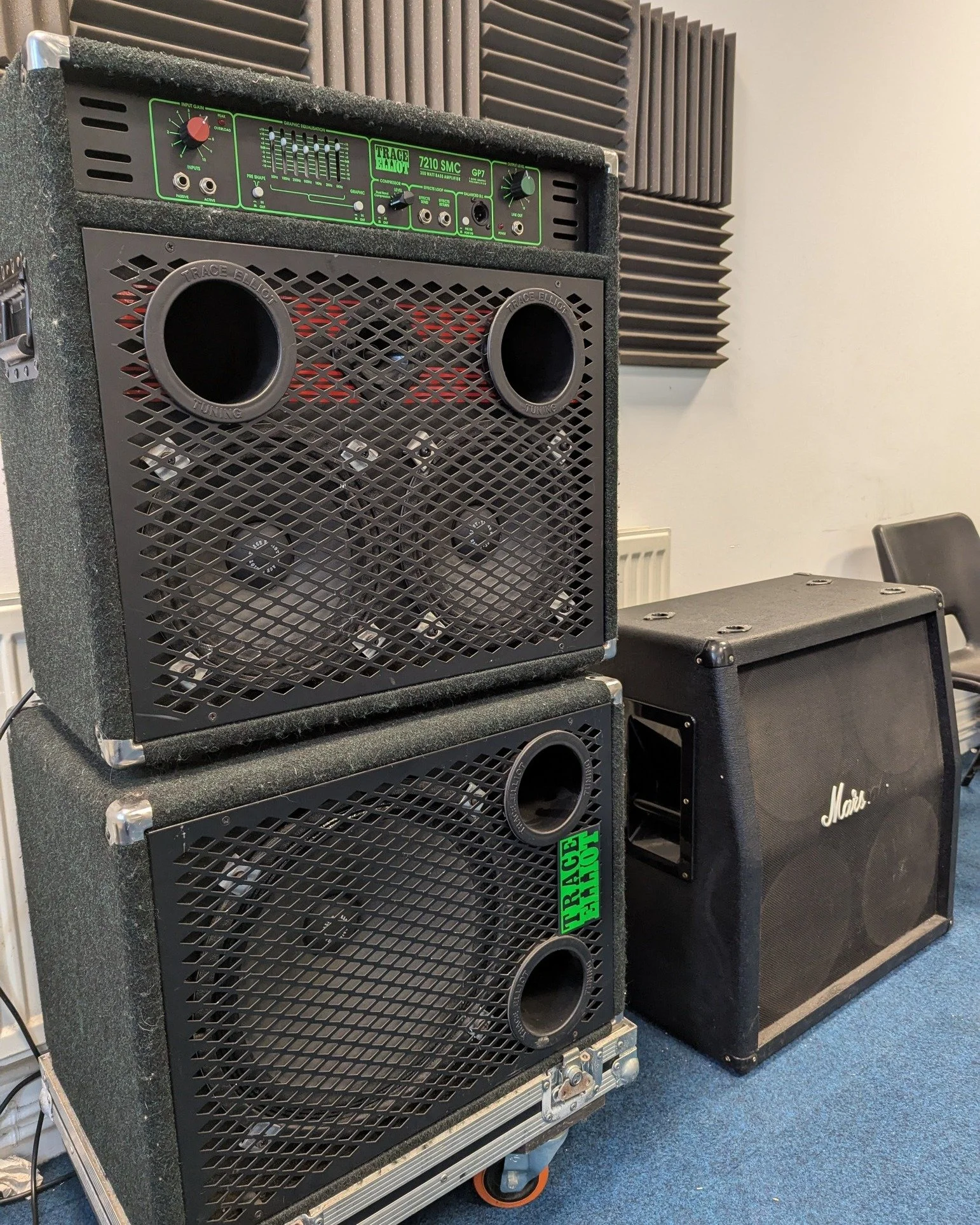 🎄🎶 Looking for rehearsal rooms in Stoke-on-Trent this Christmas? 🎶🎄
Get ready for festive gigs, carol performances, or end-of-year sessions at our fully equipped rehearsal studios in Fenton!

✨ What&rsquo;s waiting for you?
🔹 Pro-quality gear
🔹