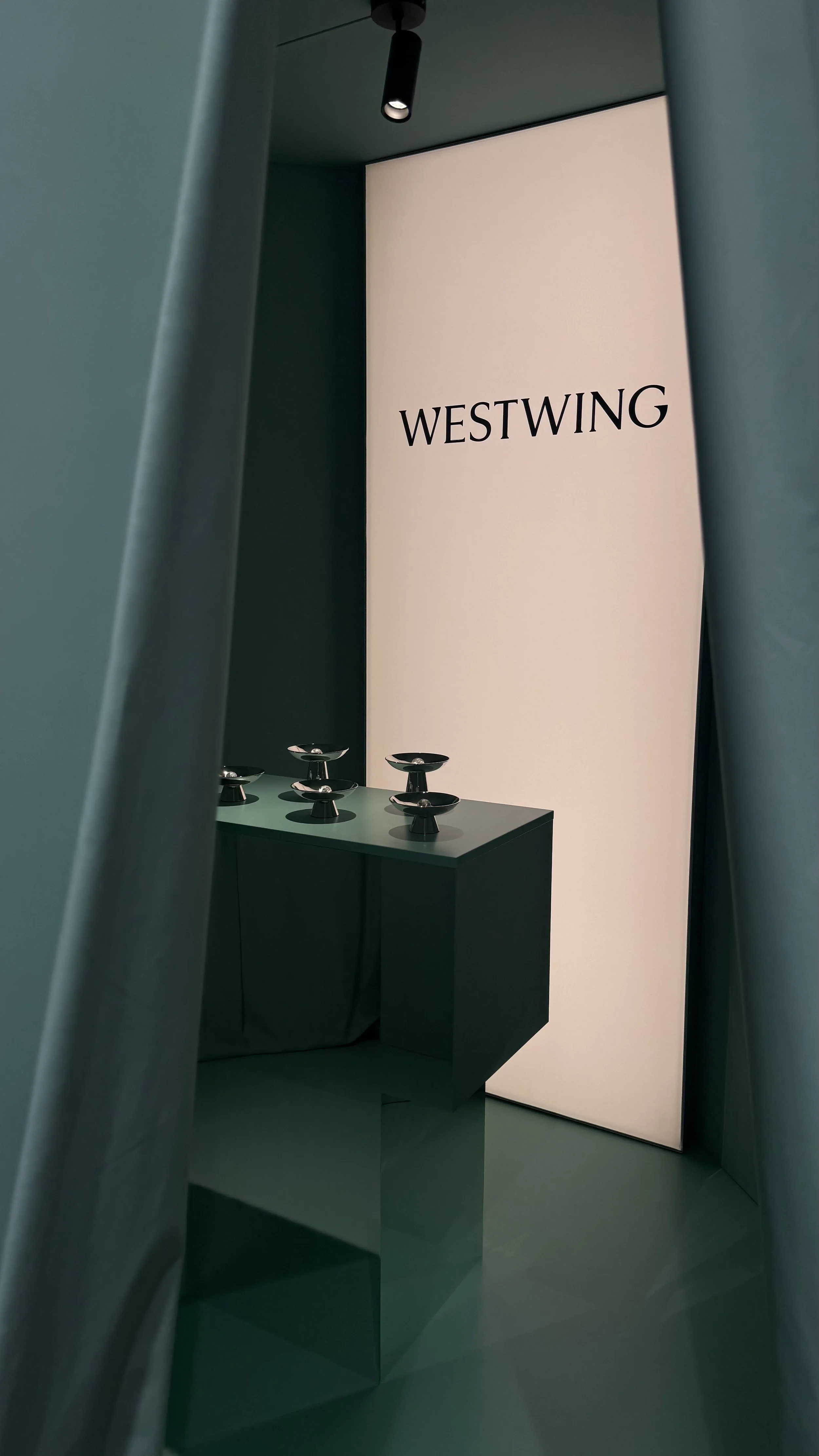 WETWING Vaust Studio Vesper Milano