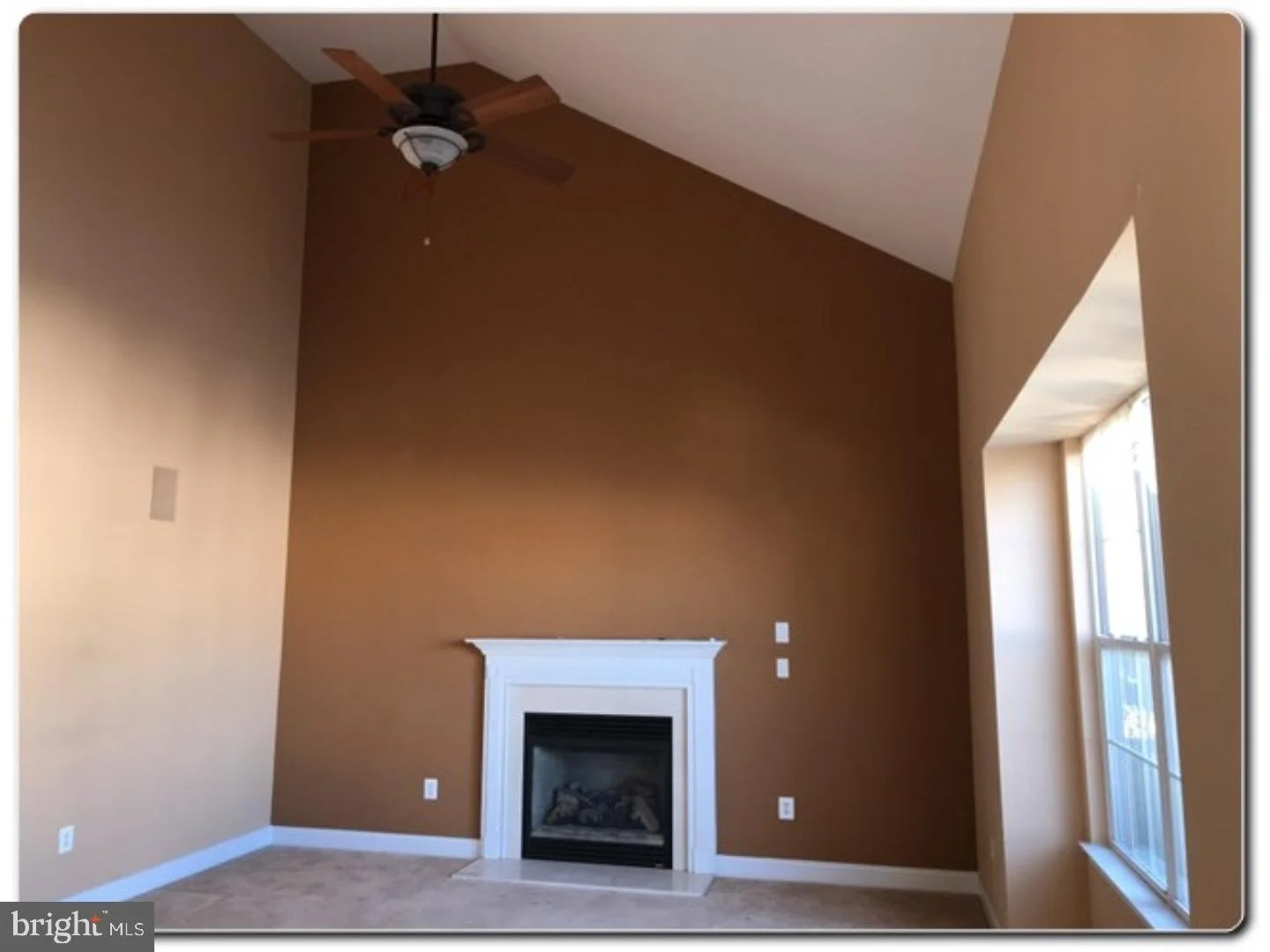 Before Great Room.jpeg