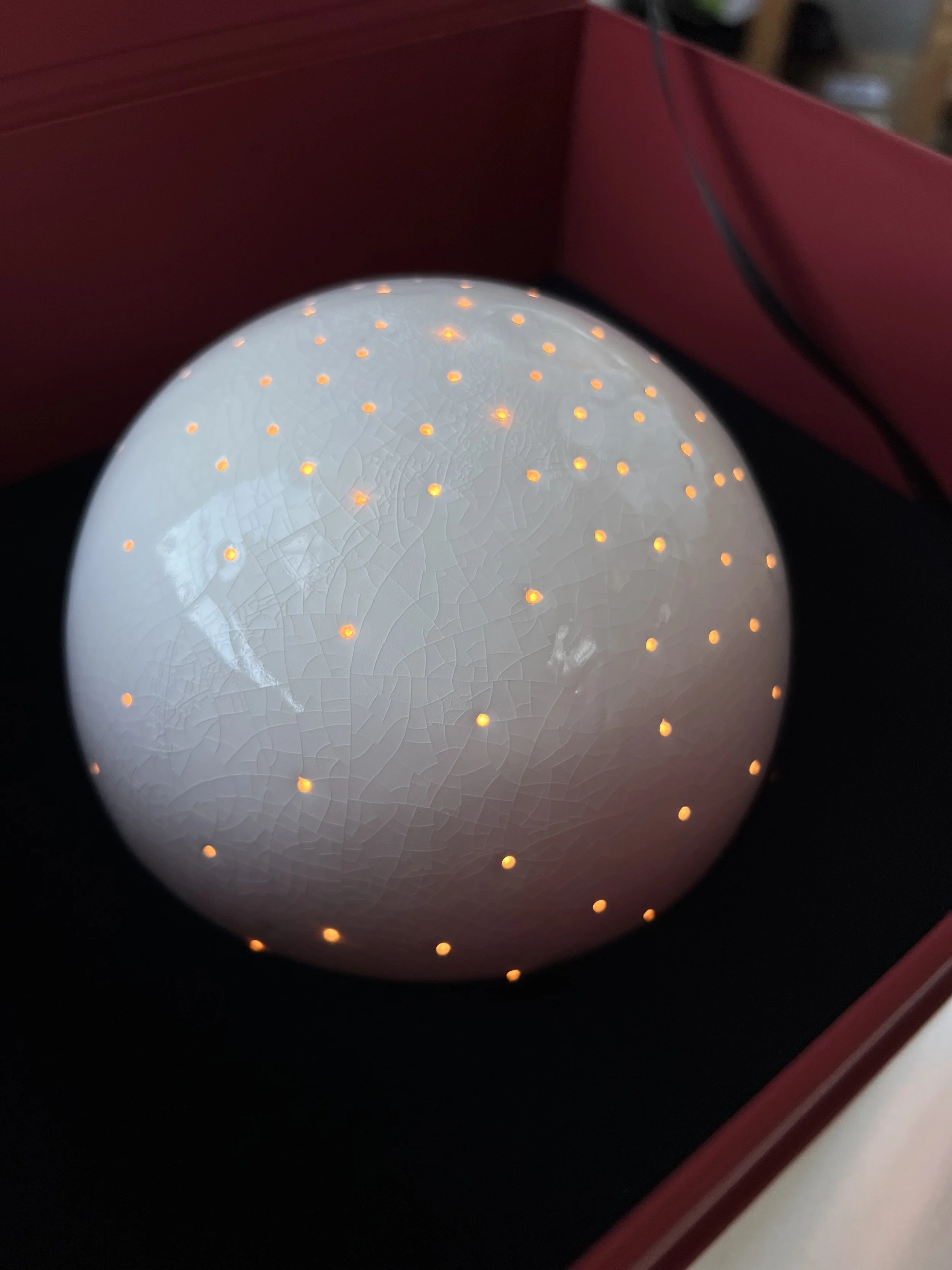 AEP Studios - Porcelain sphere, with clear crackle glaze finish, 2024