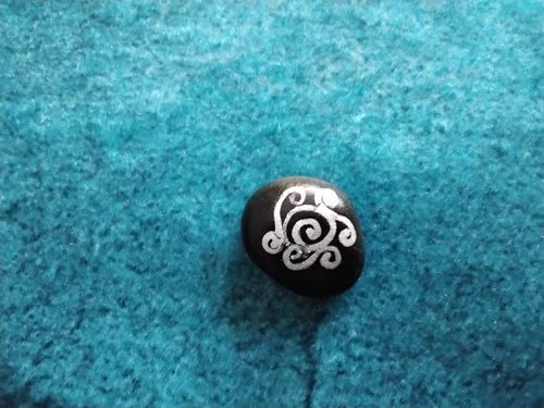 Waves represents flow in the witches runes