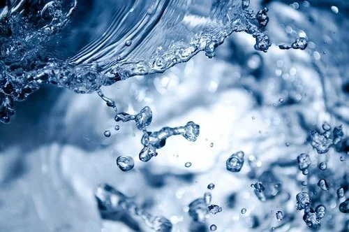 Scrying with water