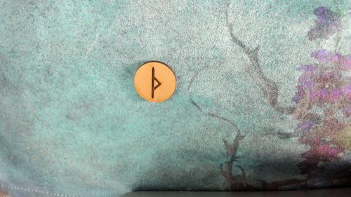 Thurisaz represents thorn or giant and is the rune of chaos