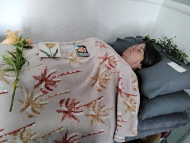 Flower therapy healing review for Gypsy Rose Divination