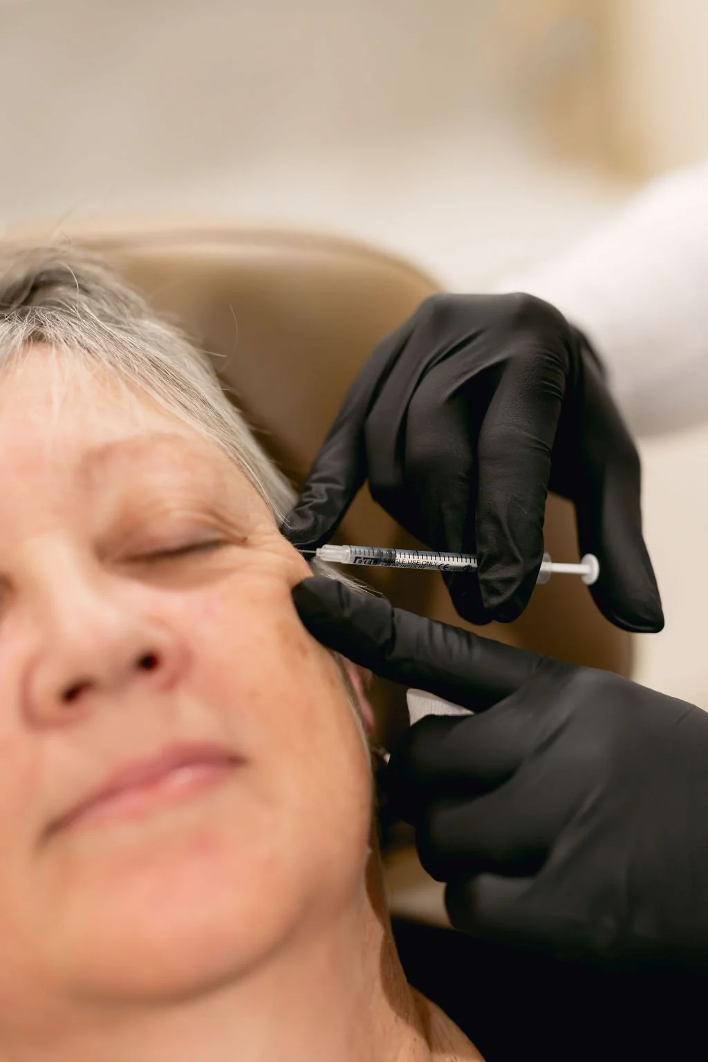 Botox in Waterloo Region: What You Need to Know Before You Book