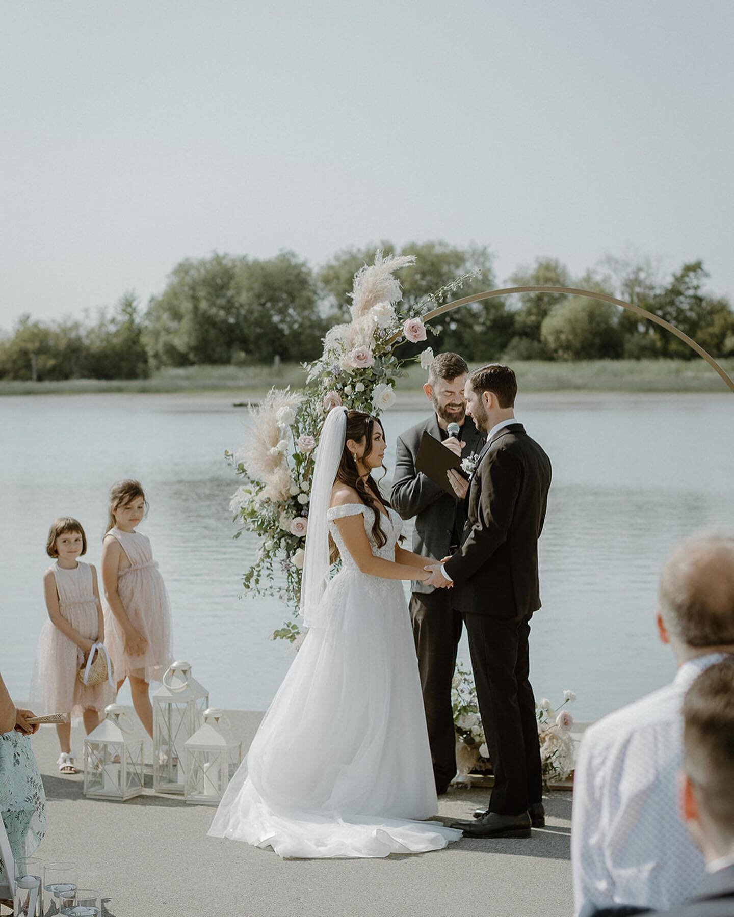 Alannah &amp; Emilio- Thank you for trusting us with your special day and bringing on an amazing group of vendors to make it happen 🤍✨

Venue @ubcboathouse 
Photography @kvd_photography 
Florals @liziandfern 
Decor @bespokedecor 
Officiant @bccurt 
