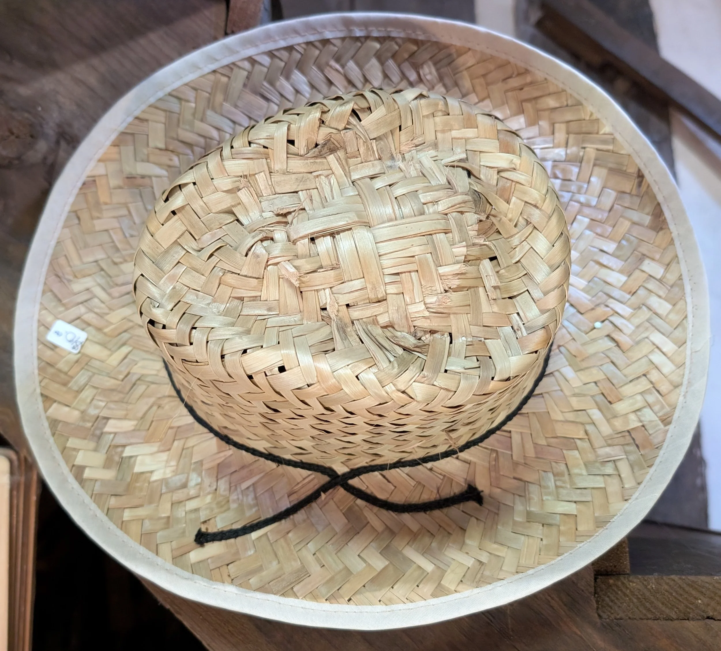 Straw cowboy hat 1.jpg