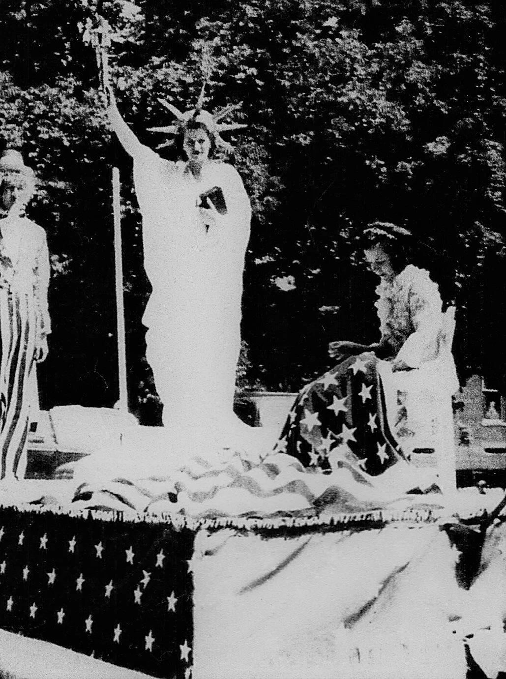 1935 Parade