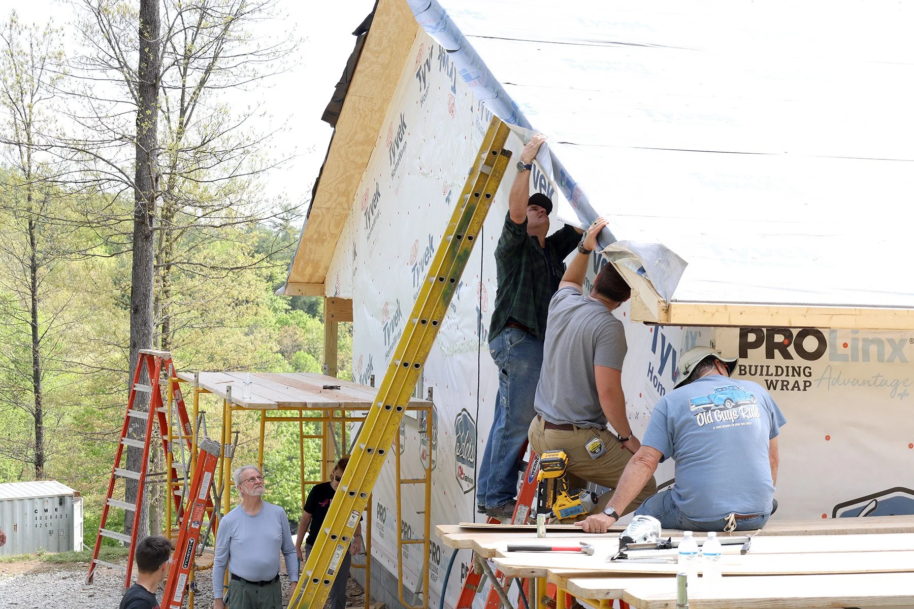 CWE WK2 Beginning Siding.jpg
