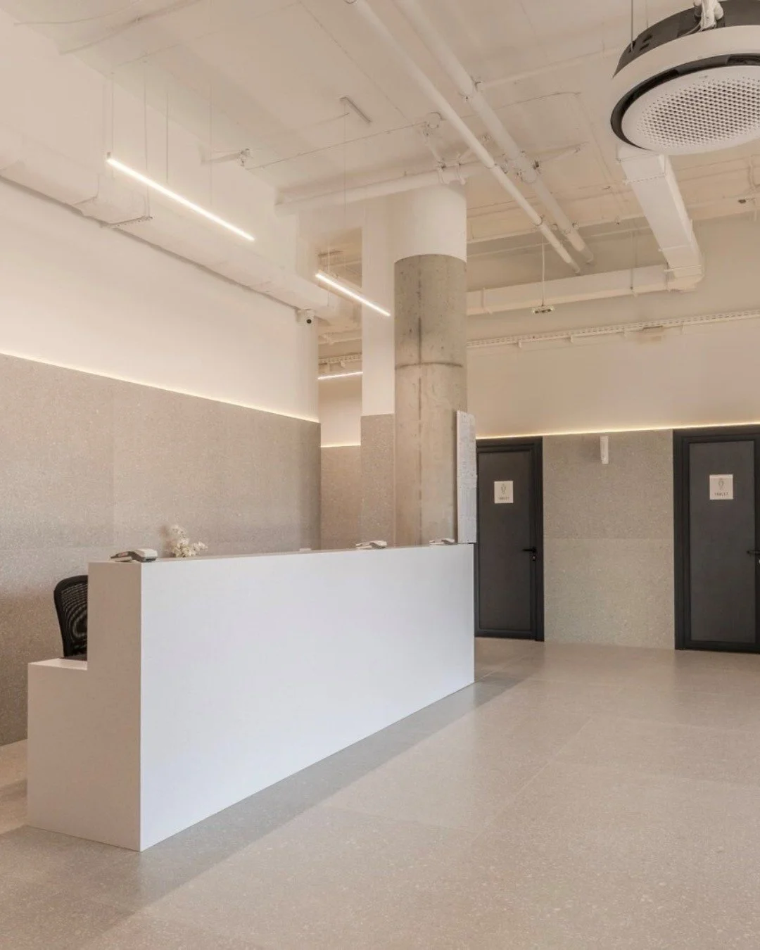 [𝗣𝗿𝗼𝗷𝗲𝗰𝘁 𝗼𝗳 𝘁𝗵𝗲 𝗠𝗼𝗻𝘁𝗵]
In healthcare environments, every detail matters. At Ars Medica Hospital in Belgrade, HIMACS contributes to creating spaces where hygiene, durability and patient wellbeing go hand in hand.

Fabricated in 𝗛𝗜𝗠