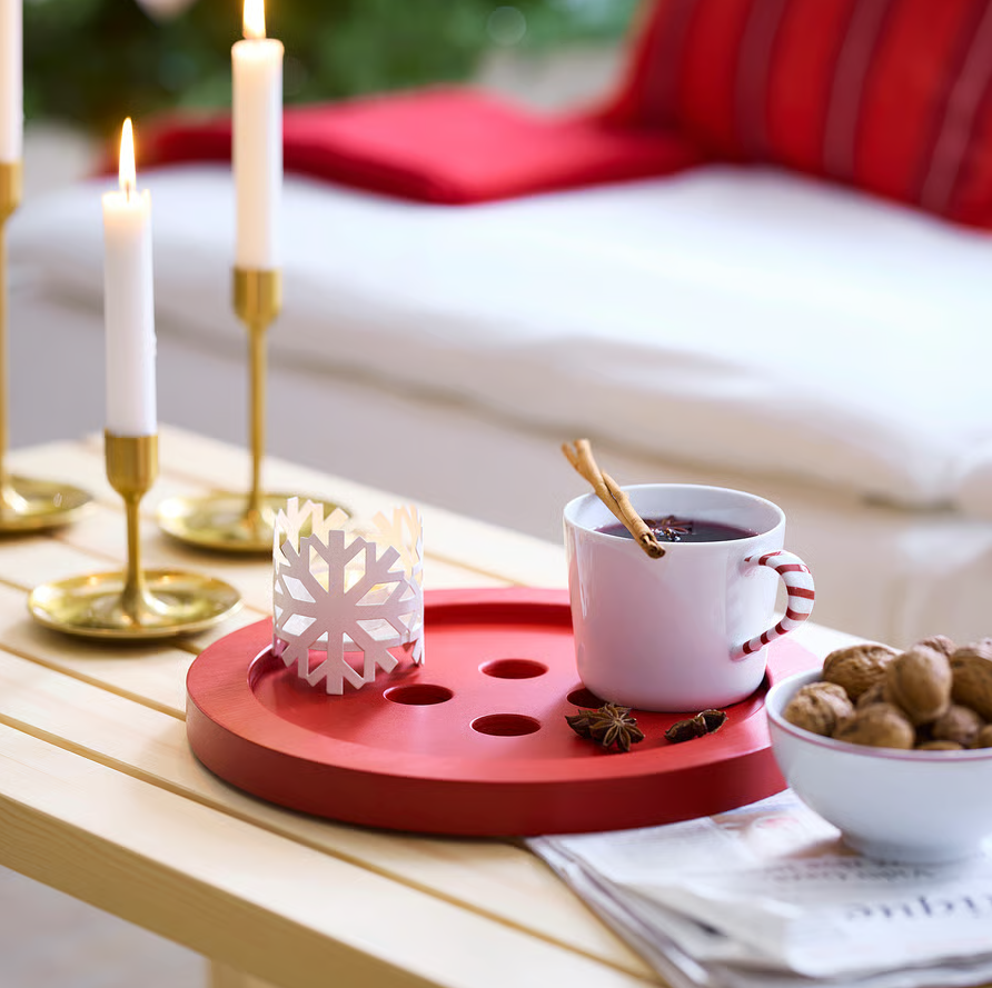 Plateau en forme de bouton rouge