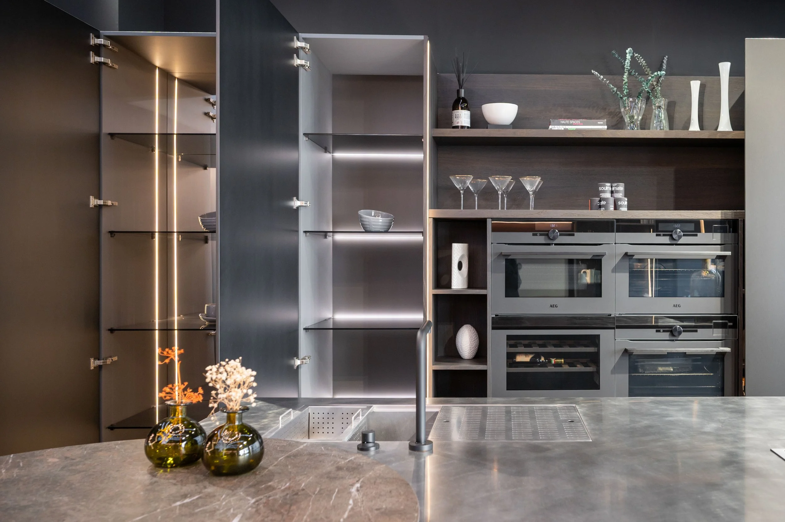 Cucina in acciaio - Prezzo Outlet Cucina Doimo Cucine - Colab Design Milano