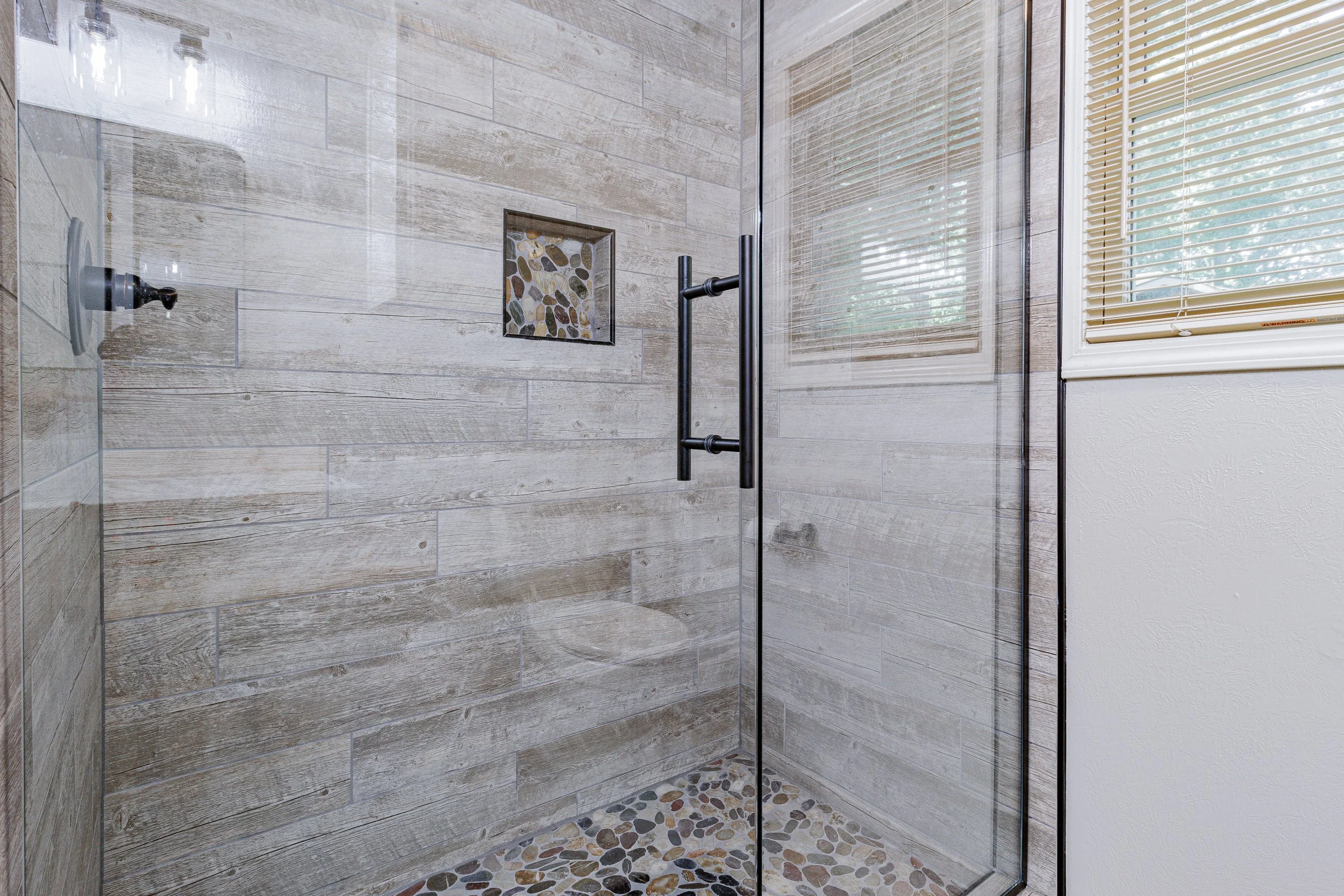 373 River Rd-13.jpg