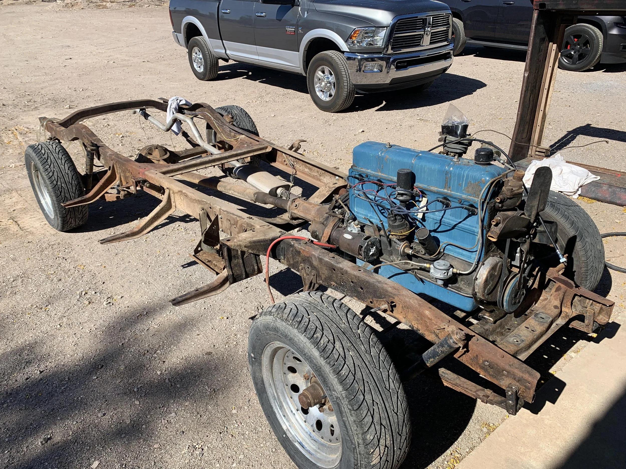 53 chassis engine.jpg