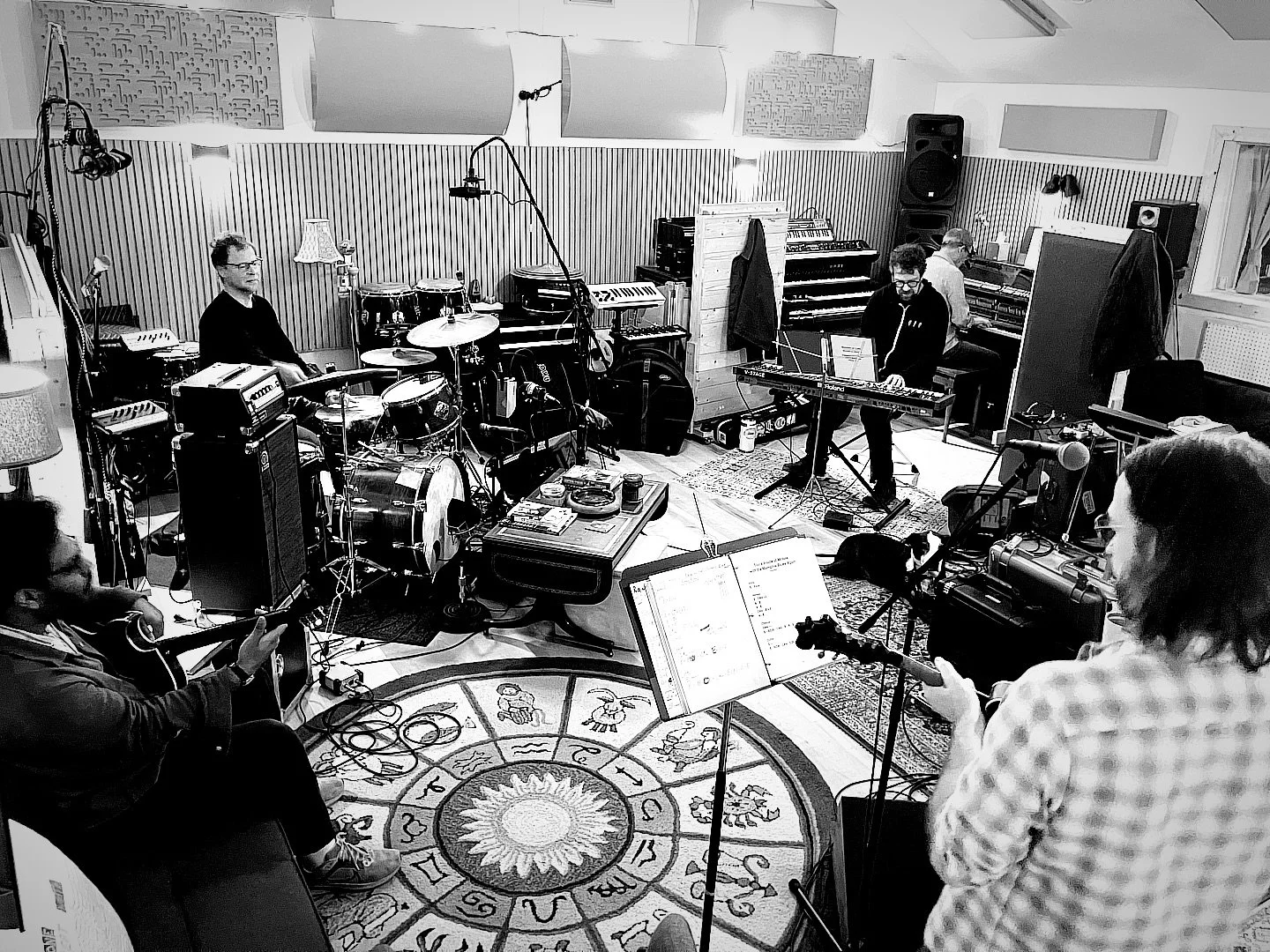 ⭐️Getting ready to celebrate a masterpiece! Had a blast rehearsing for Sooner or Later - Celebrating the 60th Anniversary of Blonde on Blonde at @cainsballroom in Tulsa on February 20th. We&rsquo;re honored to be backing up such an amazing lineup of 