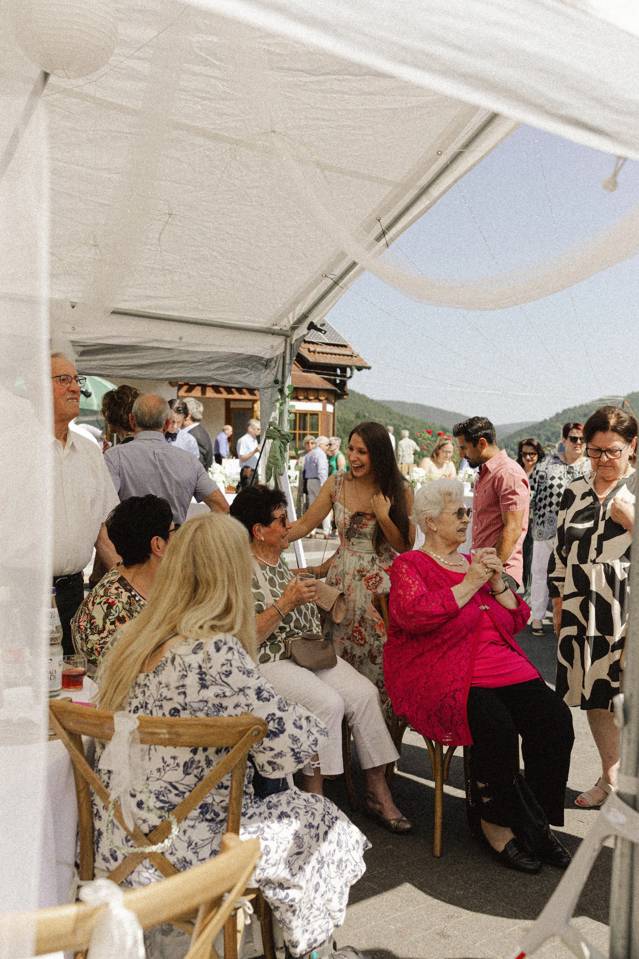 Steffi & Udo Hochzeitsfotos _ Raw Stories Photo by Emine Ye-28.jpg