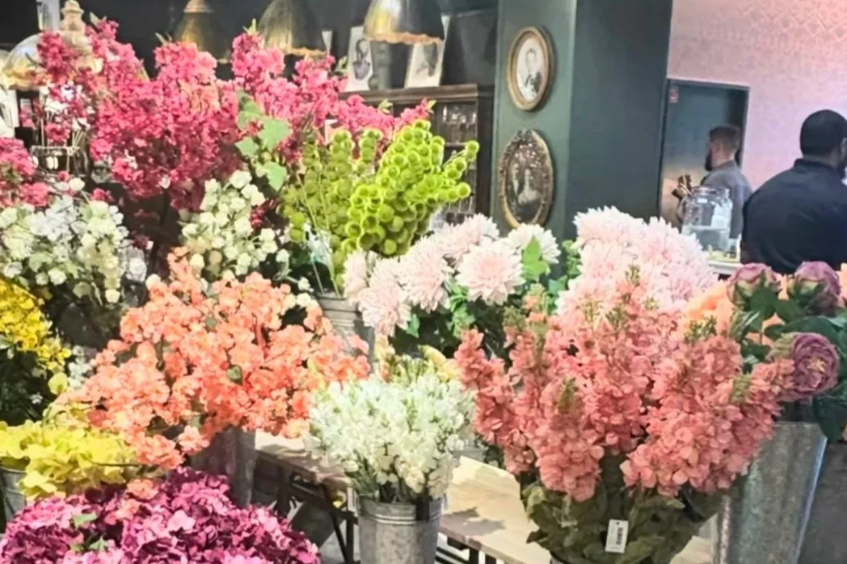 Amy’s Table LIVE: I Can Buy Myself Flowers