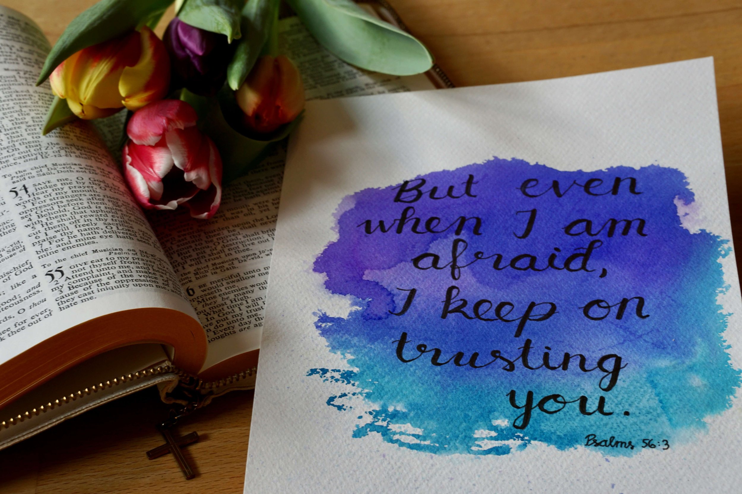 A Bible sits beside a handwritten note. Christian counseling in Columbus, OH helps women navigate trauma, anxiety, guilt, and emotional tension while learning to trust God through healing and boundaries.
