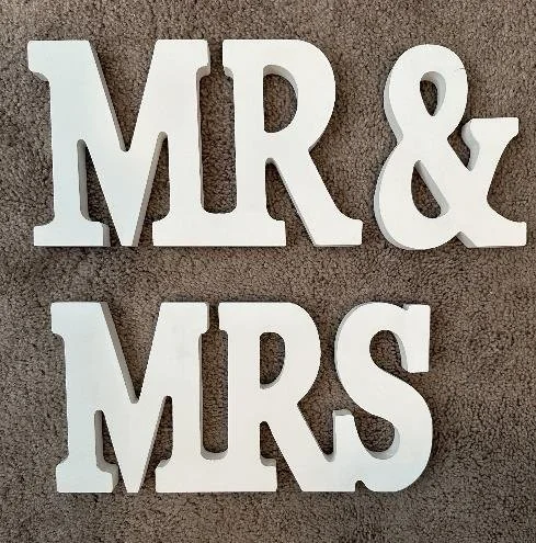 White Block Mr. & Mrs. Sign