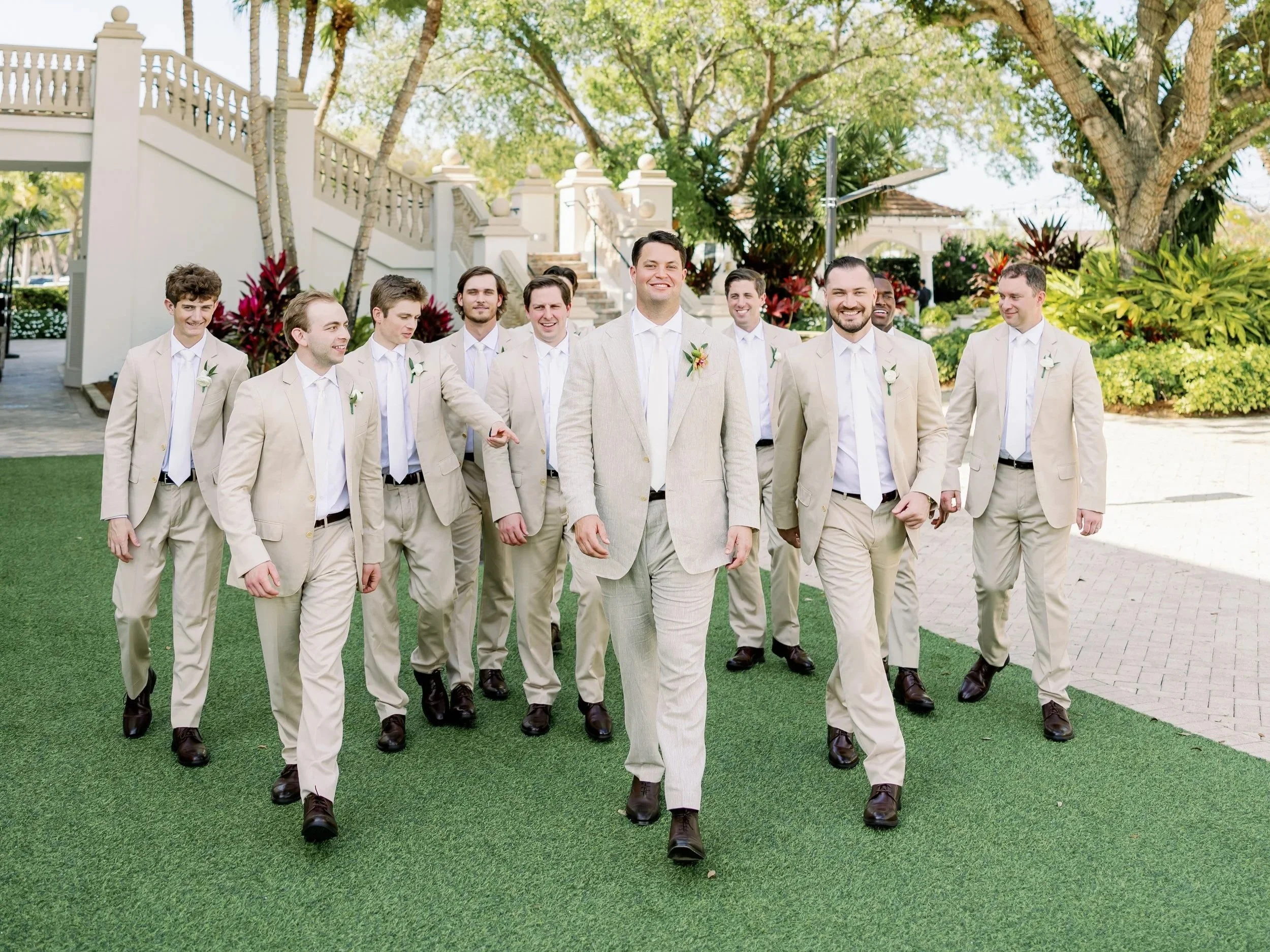9 Tips for Your Groomsmen