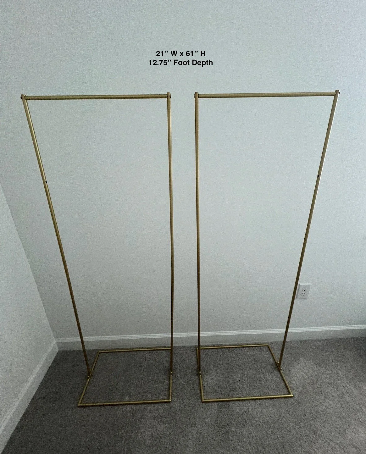 Gold linen sign holder