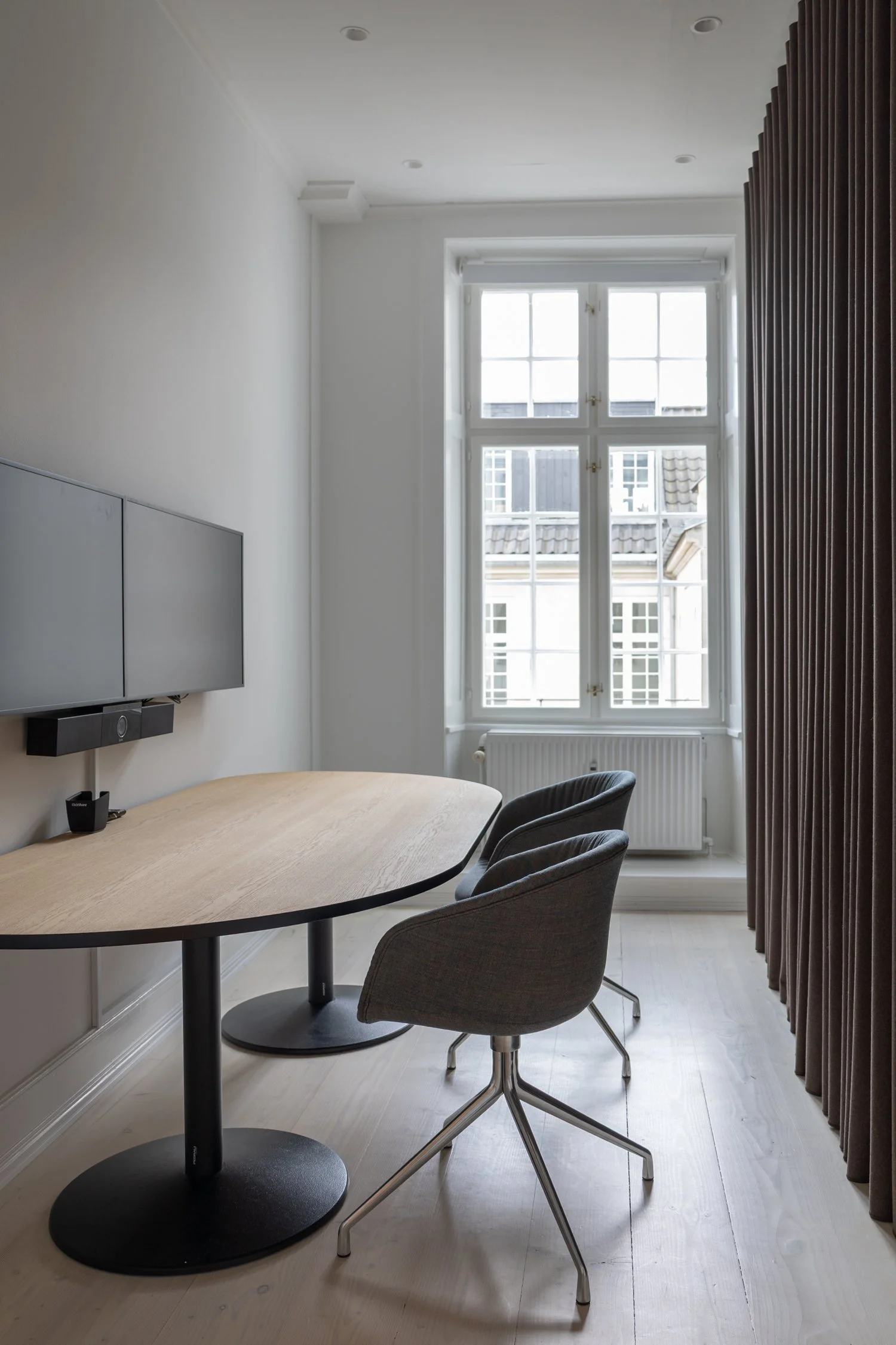 Navigate__Space Studio (1).jpg