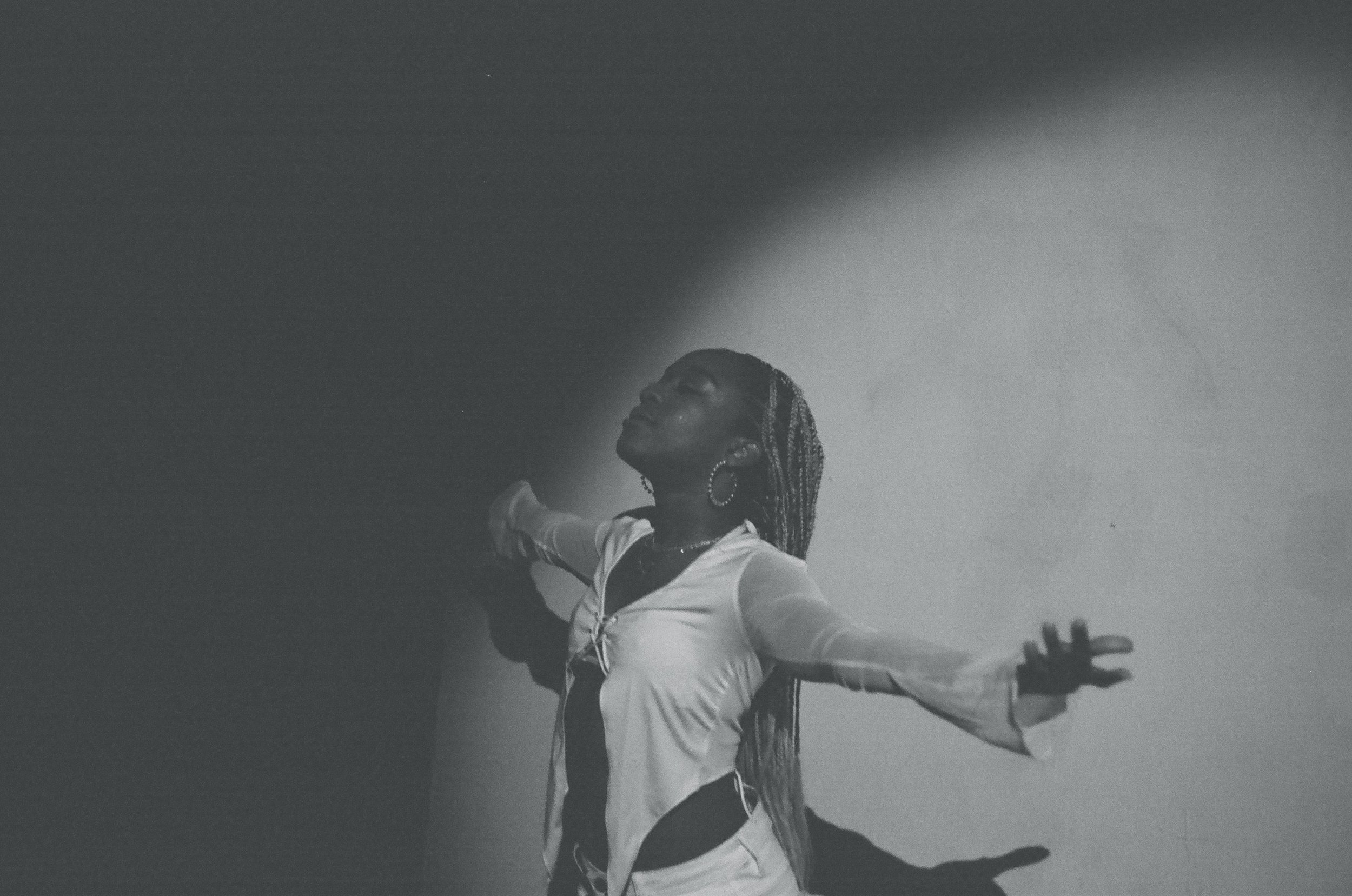 "Dancing with the Light"
Bruno Maynez
