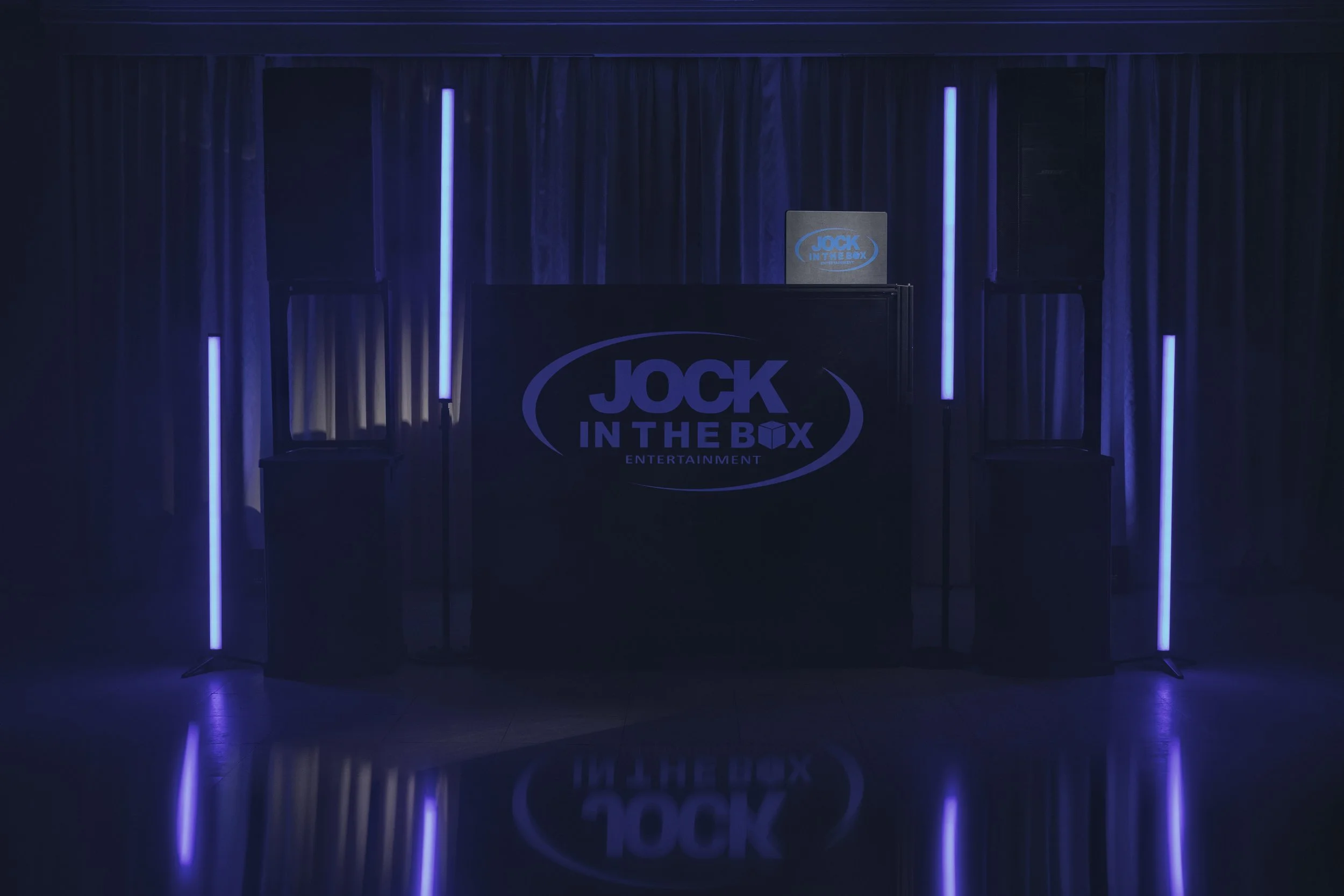 Jock in the box-85_SYSTEM.jpg