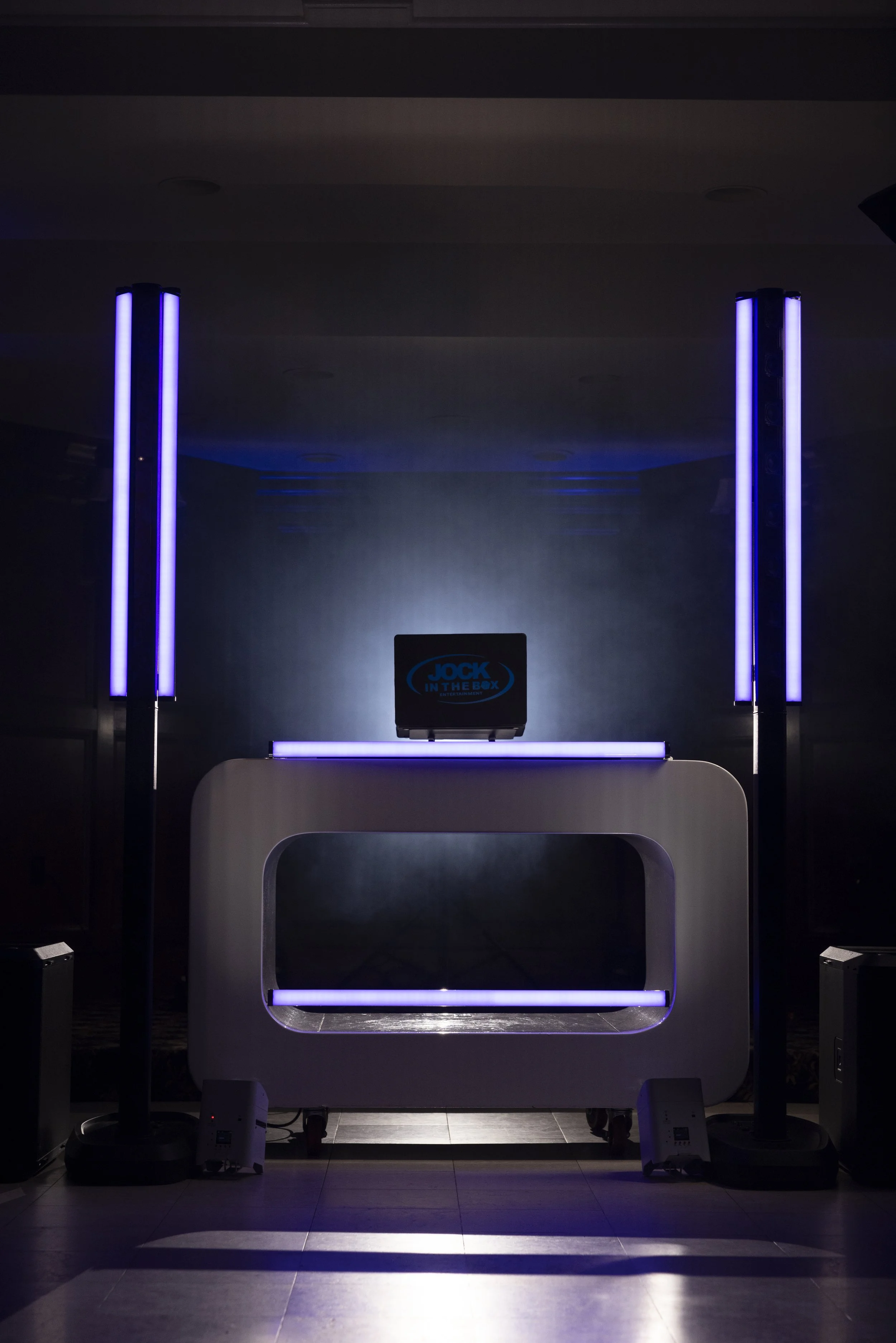 Jock in the box-70_SYSTEM.jpg