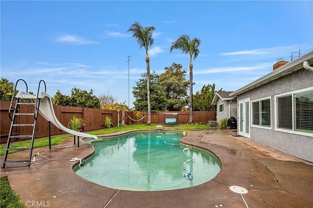 3301 Olive_30a4e97e30c21c7135d7e5d75d6c24d9-uncropped_scaled_within_1536_1152.jpeg