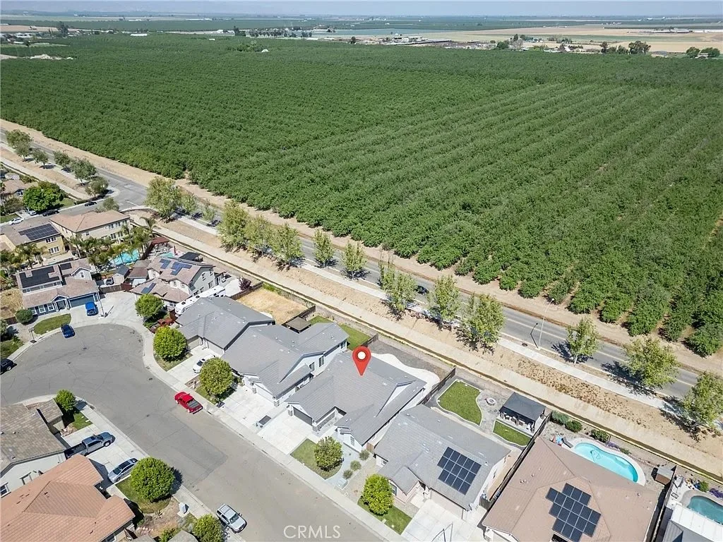 439 Northampton_4d96606bb80ec6b1267abff4ca09dcbb.jpeg