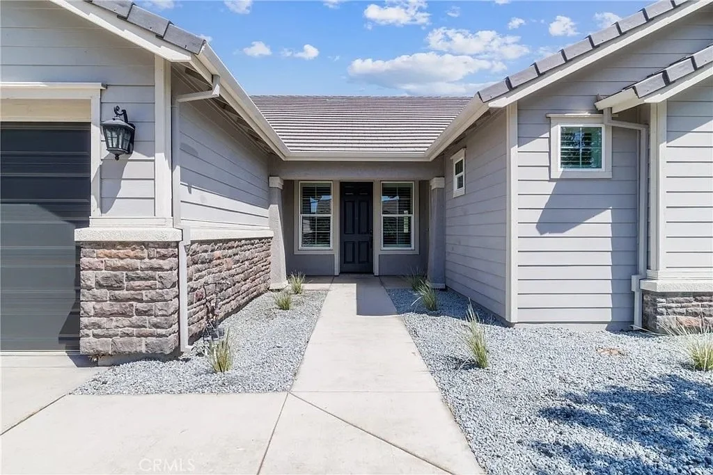 439 Northampton_08d1b072cf16e95adff41d4b20057dac.jpeg