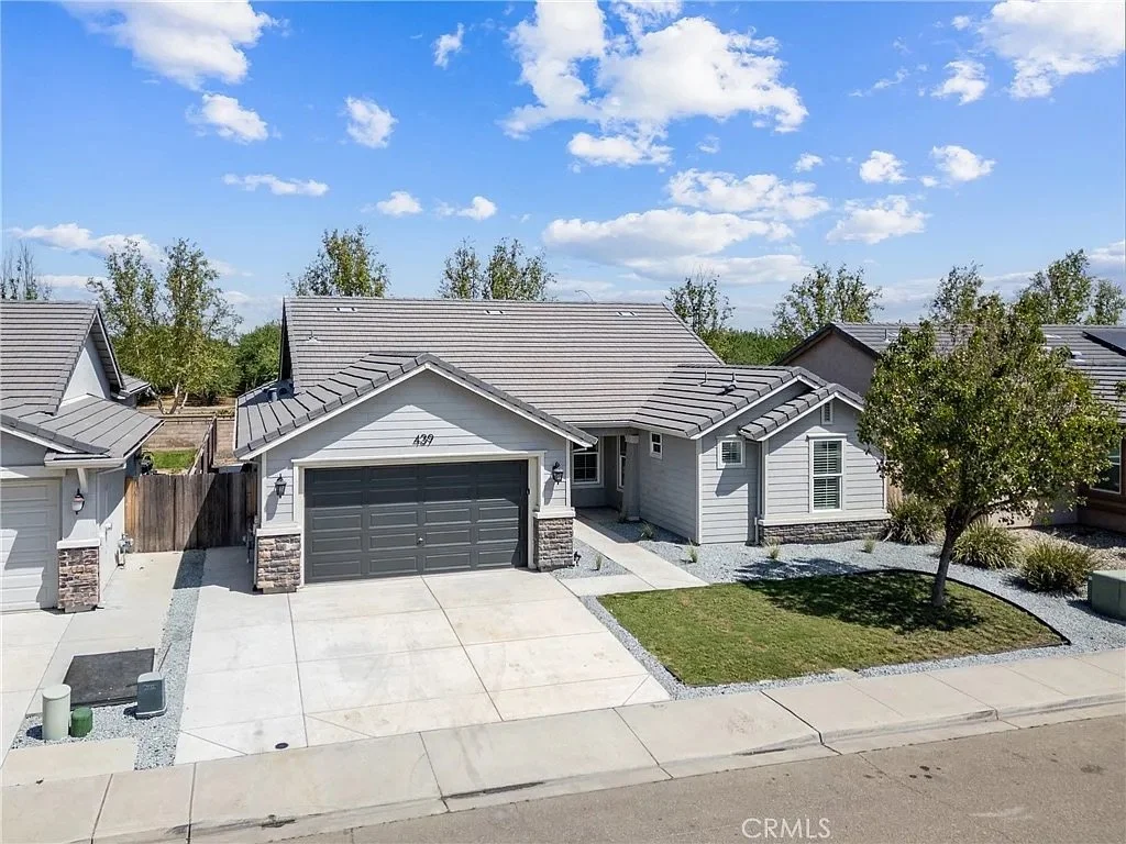 439 Northampton_edfbf23c19223d57ff3d56f95e6f2c1d.jpeg