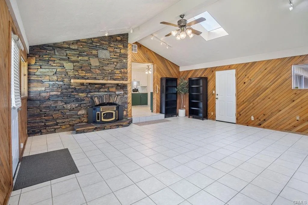 401 S Johnson rd photo1.jpg