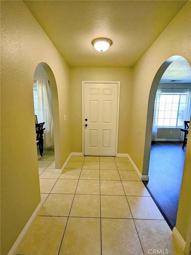 2708 Carmel Court 8.jpeg