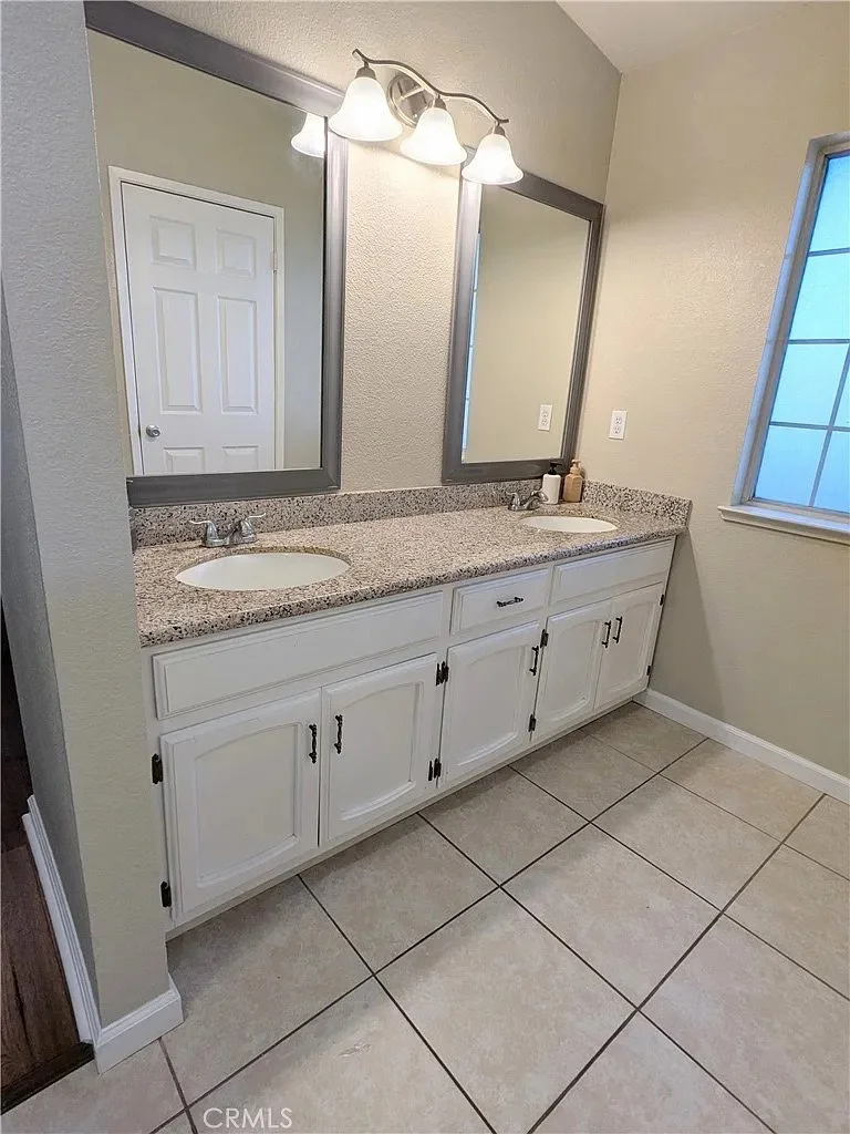 2708 Carmel Court 24.jpeg