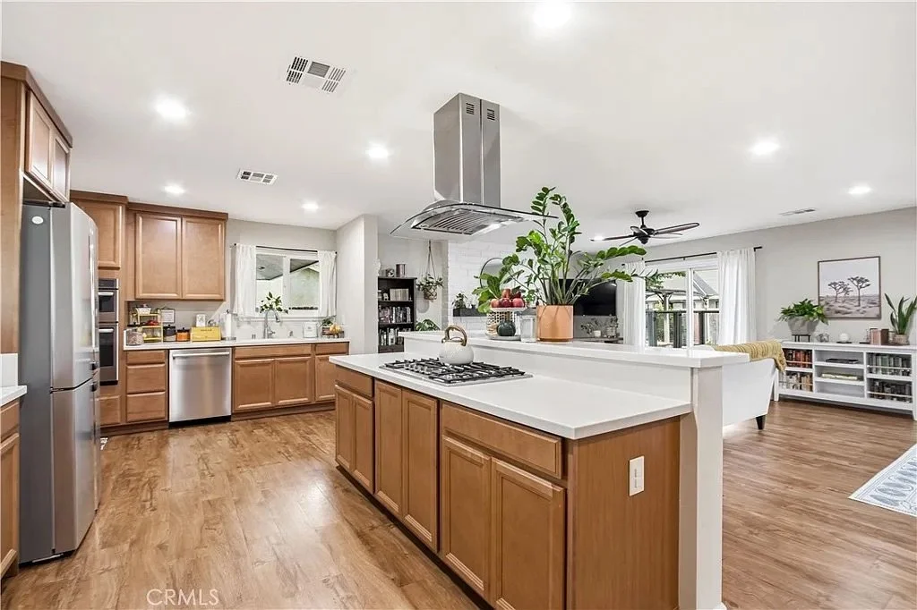 1137 Julie Drive 9.jpeg