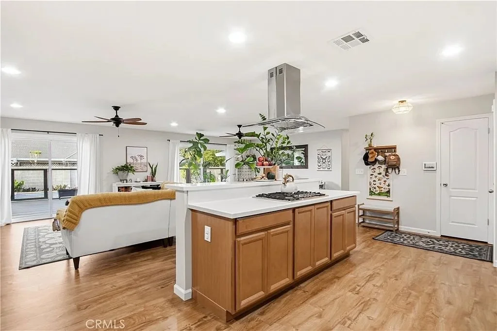 1137 Julie Drive 10.jpeg