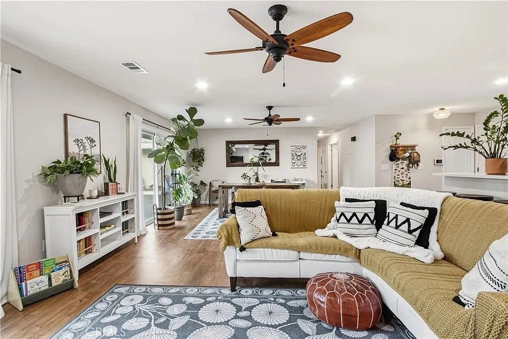 1137 Julie Drive 14.jpeg