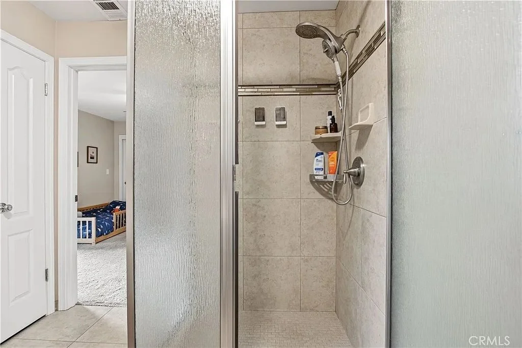 1137 Julie Drive 34.jpeg