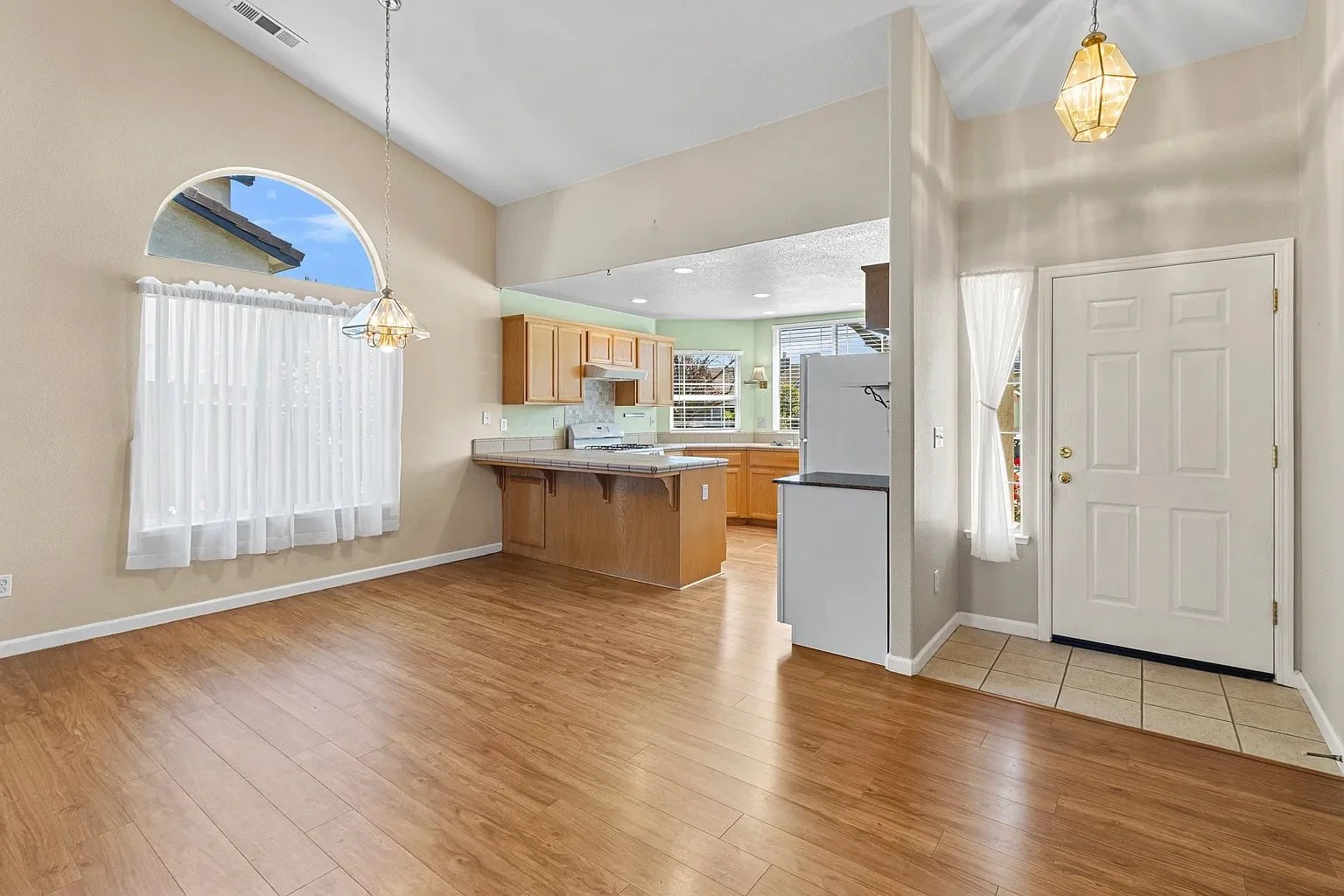 2887 Evergreen Ct_3.jpeg
