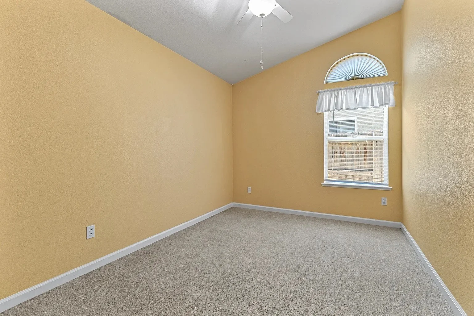 2887 Evergreen Ct_14.jpeg