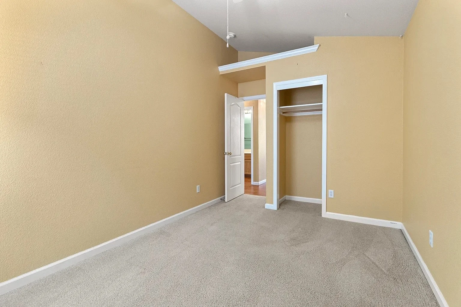 2887 Evergreen Ct_15.jpeg